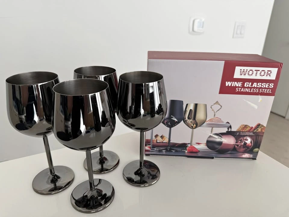WOTOR Stainless Steel Wine Glasses Set of 4 (18oz / Shatterproof