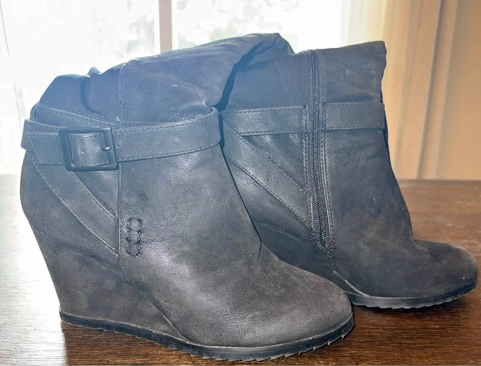 Black Wedge Over-the-Knee Boots Size 8