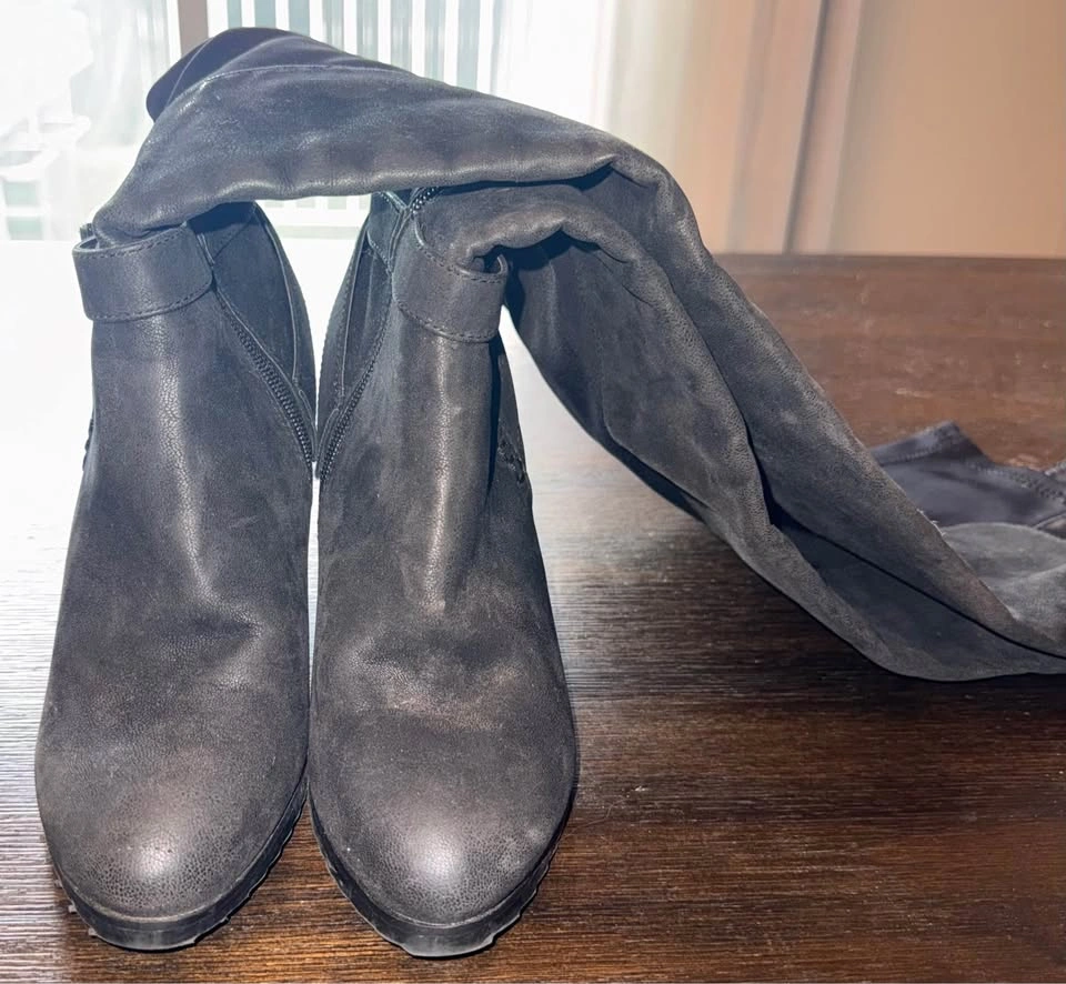 Black Wedge Over-the-Knee Boots Size 8 - photo 2
