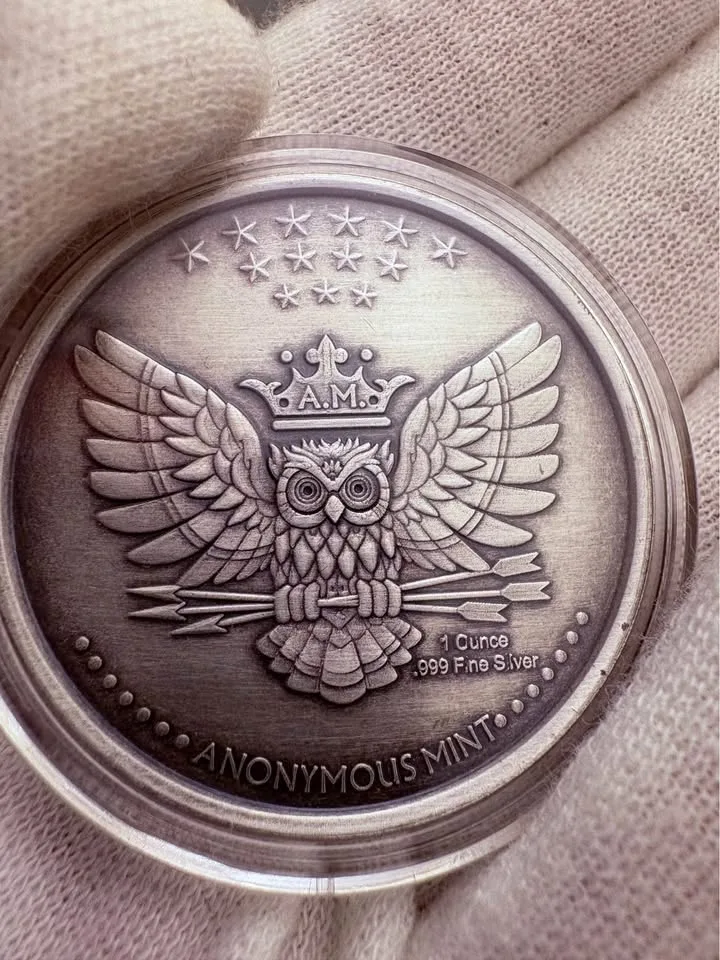 1 oz .999 fine/pure silver “Medusa” round image indicator(2)