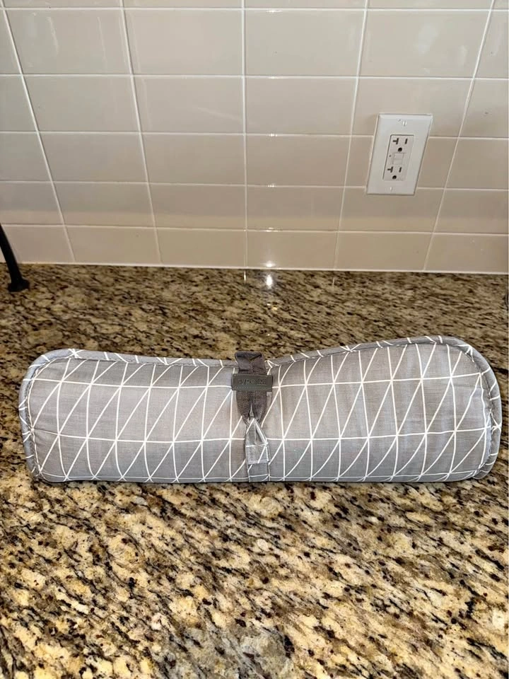 Roll-Up Foldable Compact Ironing Mat