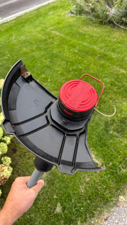 Craftsman 3.5-Amp 12-in Corded Electric String Trimmer/Edger - photo 3