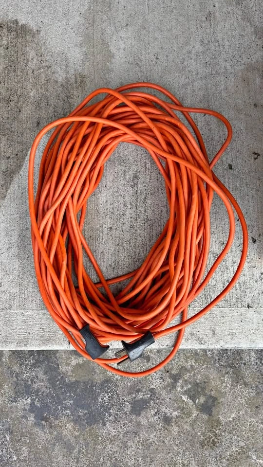 100 ft 16 gauge outdoor extension cord