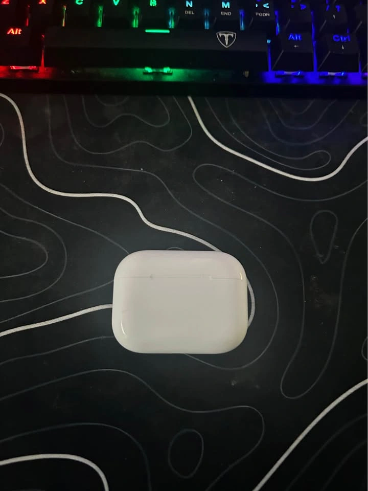 AirPods Pro gen 3 price is negotiable! - photo 3