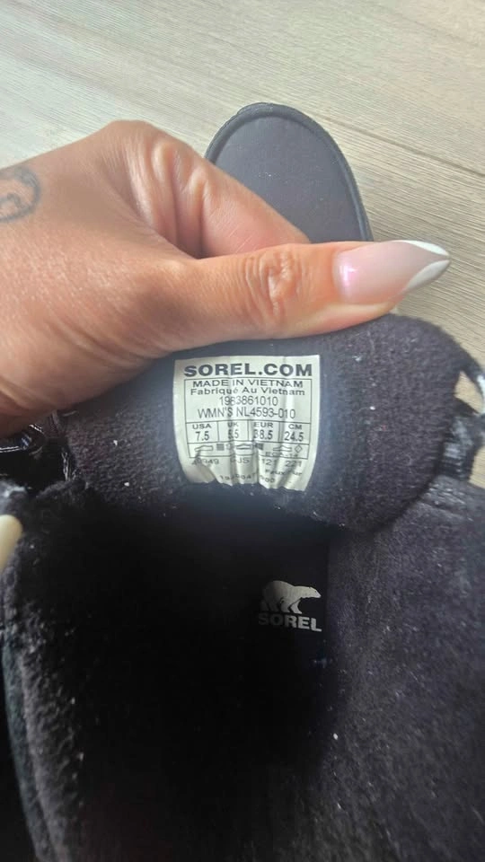 Sorel Kinetic RNEGD Sport Waterproof Boots – Women’s 7.5 - photo 5