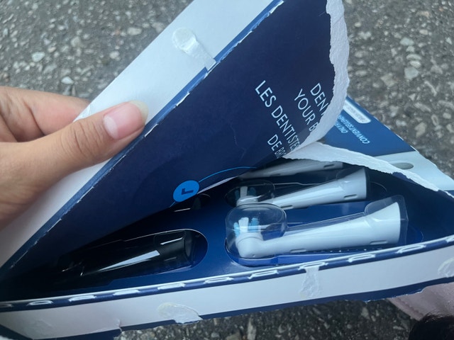 Oral-B iO Replacement Brush Heads - photo 3
