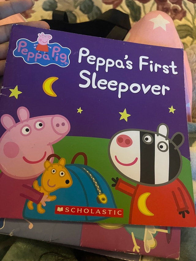 Scholastic Peppa Pig Story Time Box - photo 3