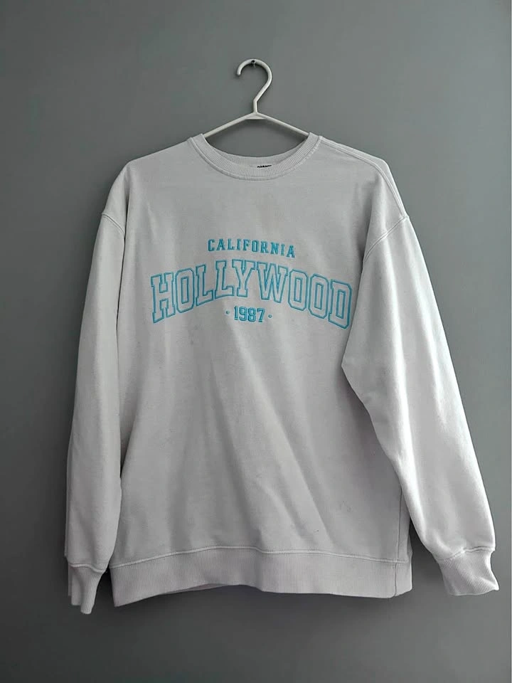 Garage crewneck