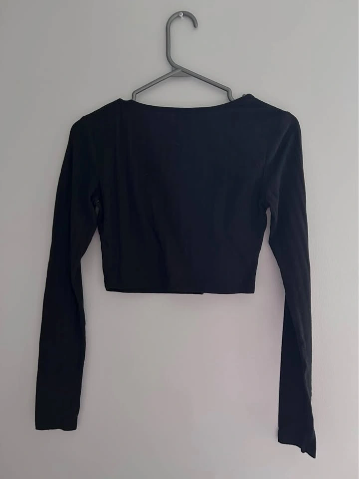 Crop black long sleeve - photo 2