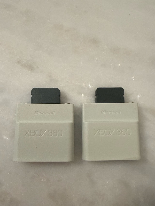 Microsoft Xbox 360 Memory Units - photo 2