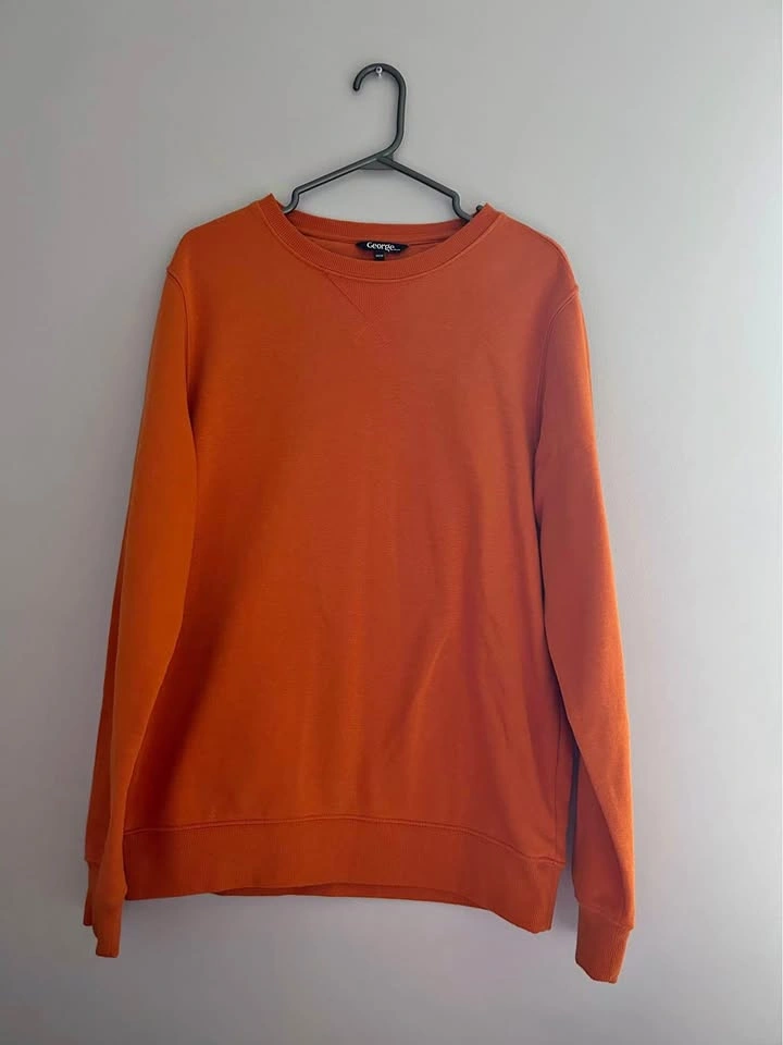 Orange crewneck