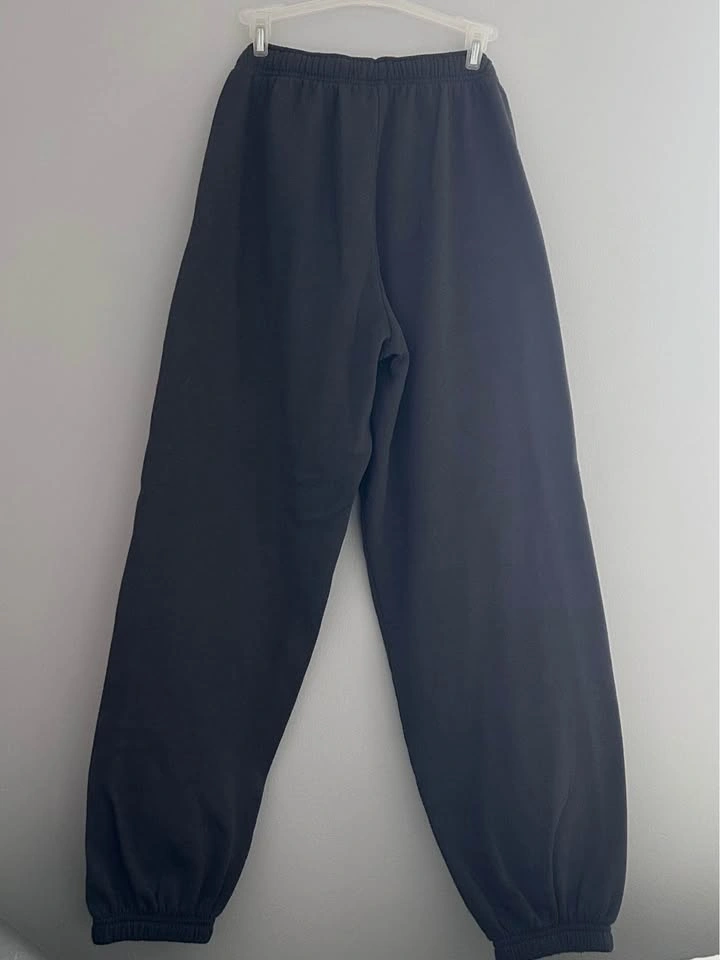 Grey soft sweatpants - photo 2
