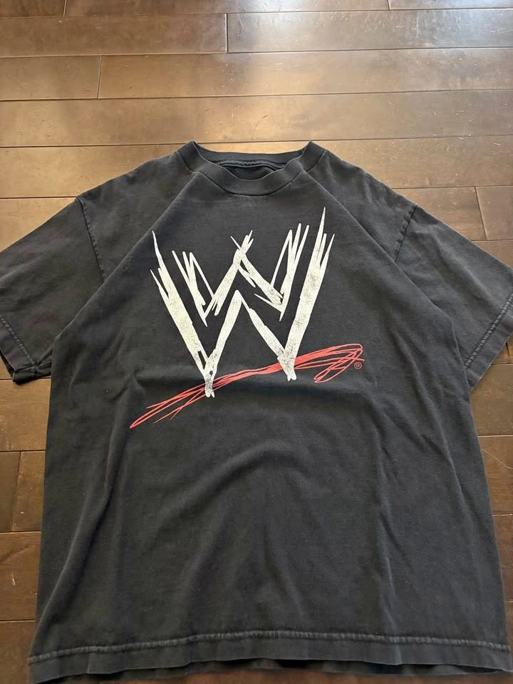Early 2000s WWE shirt