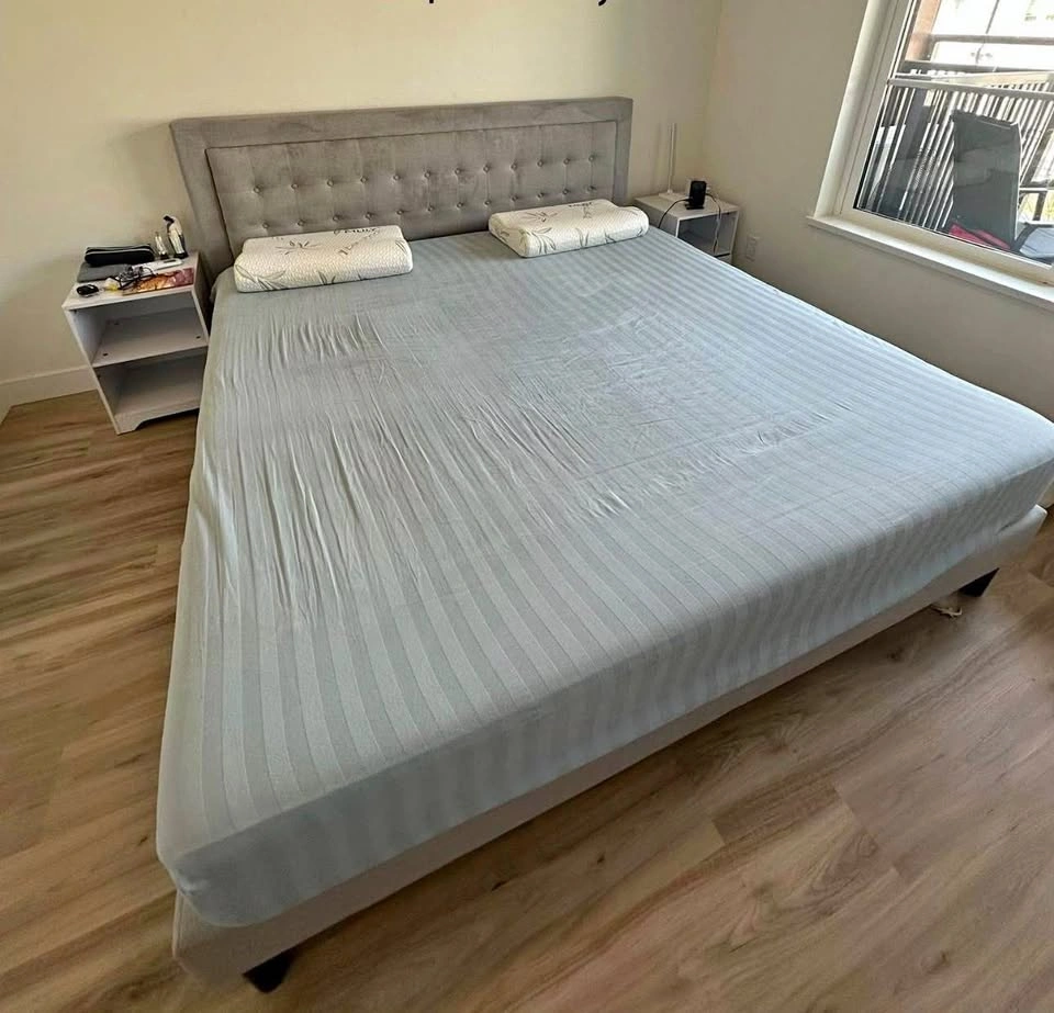 King Size Bed Frame + Mattress + 2 pillows – Great Condition