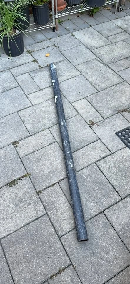 Long Dark Pipe