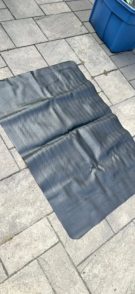 Black Rubber Floor Mat
