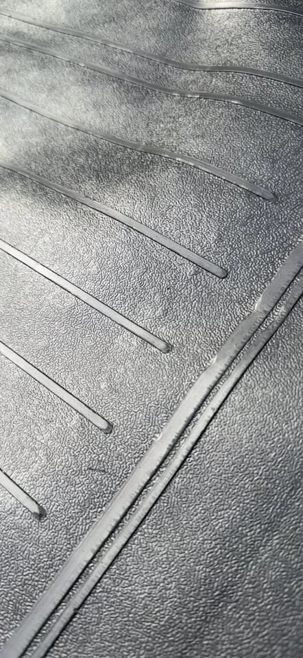 Black Rubber Floor Mat - photo 2