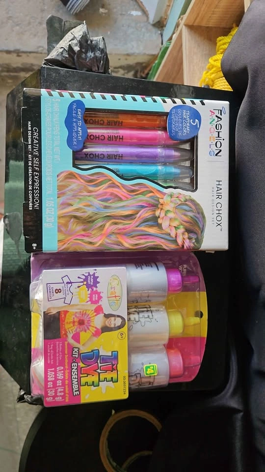 Kids Tie Dye and Temporary Hair Colour - photo 3