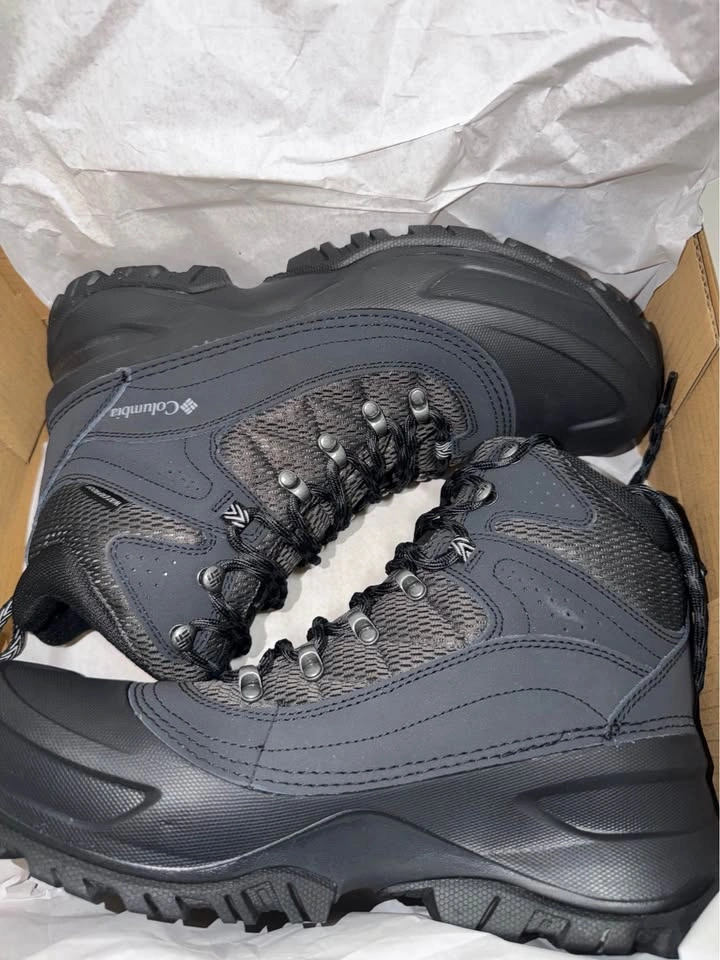 New Columbia Men Snow Boots. Size 12 US. Firm price. - photo 2