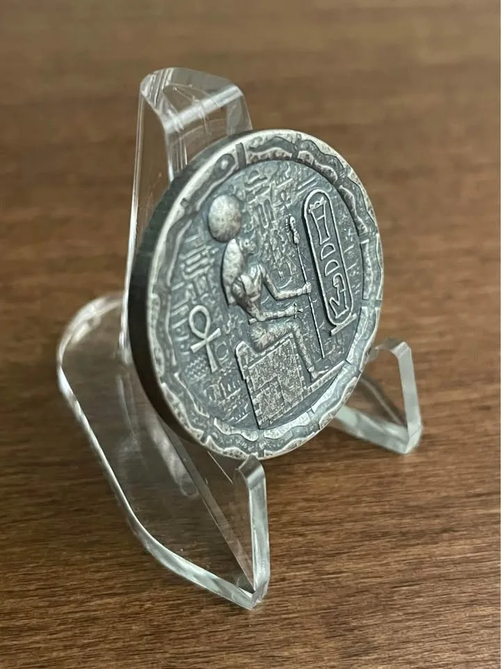 1/2 oz .999 fine silver Egyptian Cat Goddess “Bastet” round image indicator(3)