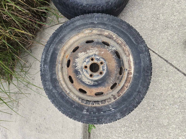 Michelin Winter Tires P195 65R 15 - photo 2