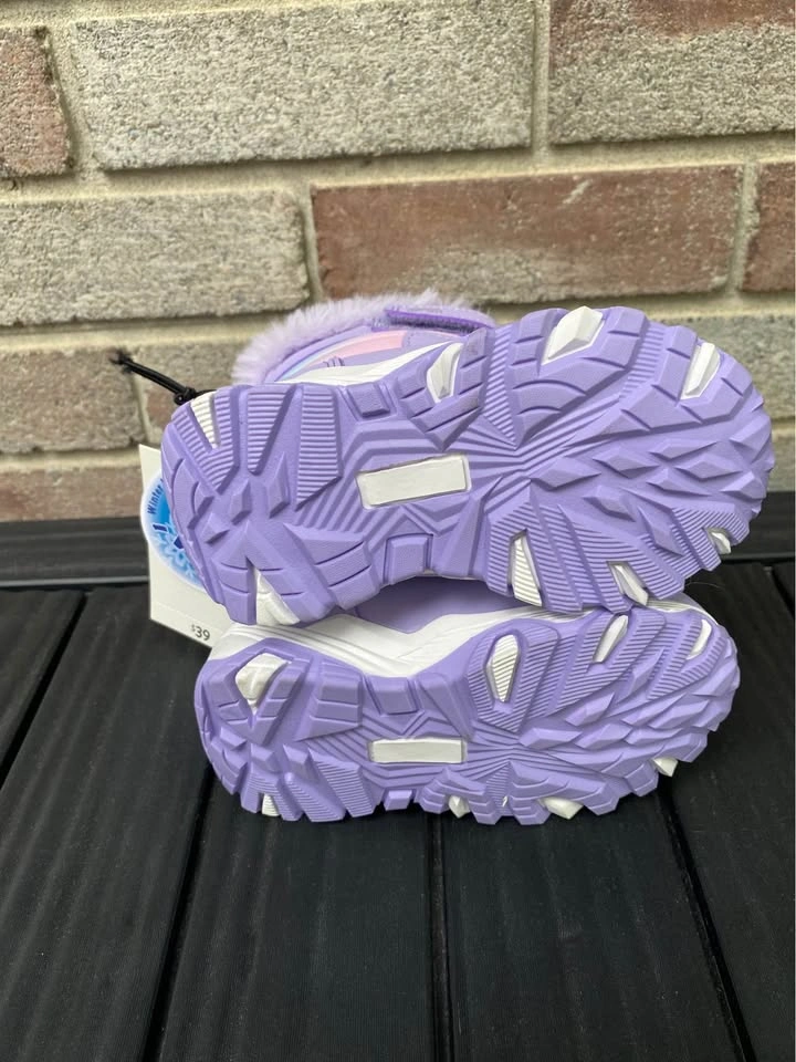 Toddler girl Size 6T Winter Boots - photo 3