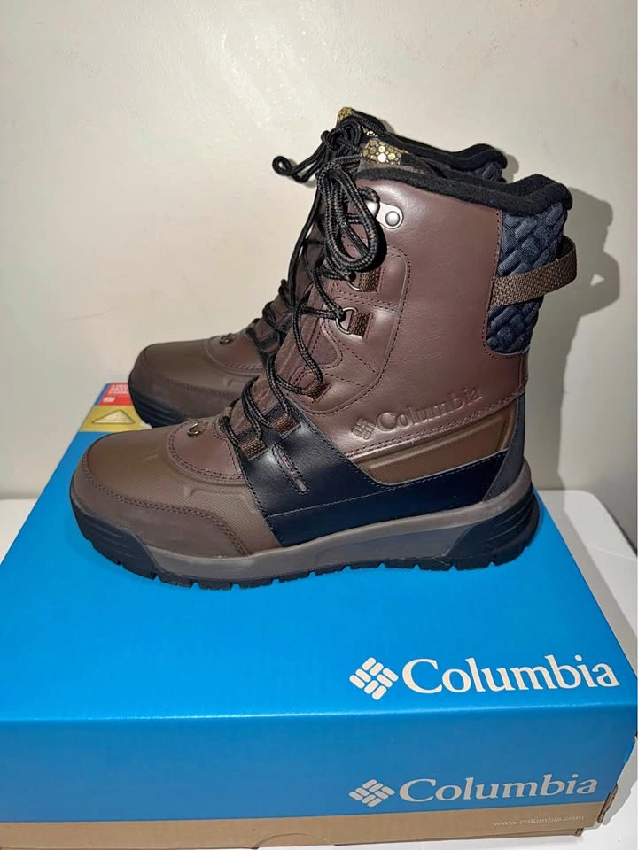 New Columbia Men Bugaboot Omni-Heat Winter Boots (10 & 10.5)