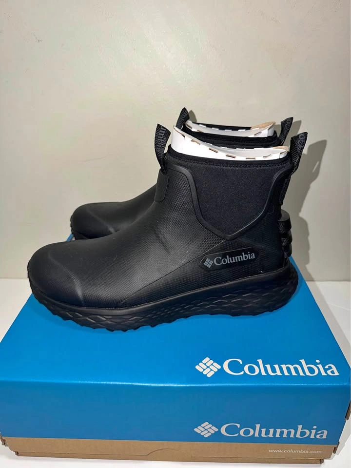 New Columbia Men's Trail Boots - Size 11 US
