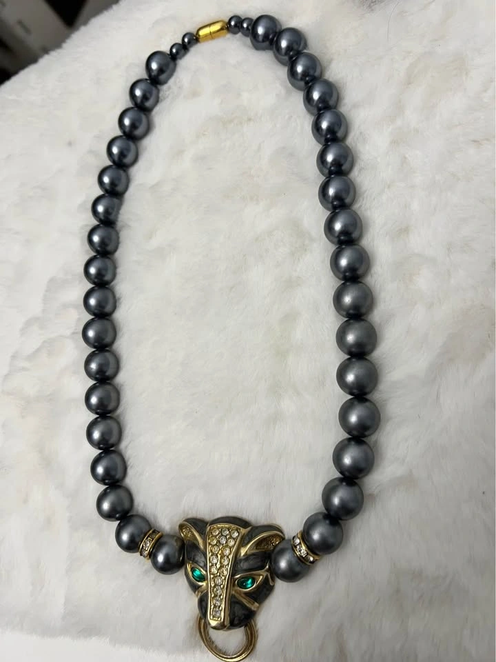 Vintage KJL for Avon Panther Black Pearl Necklace - photo 2