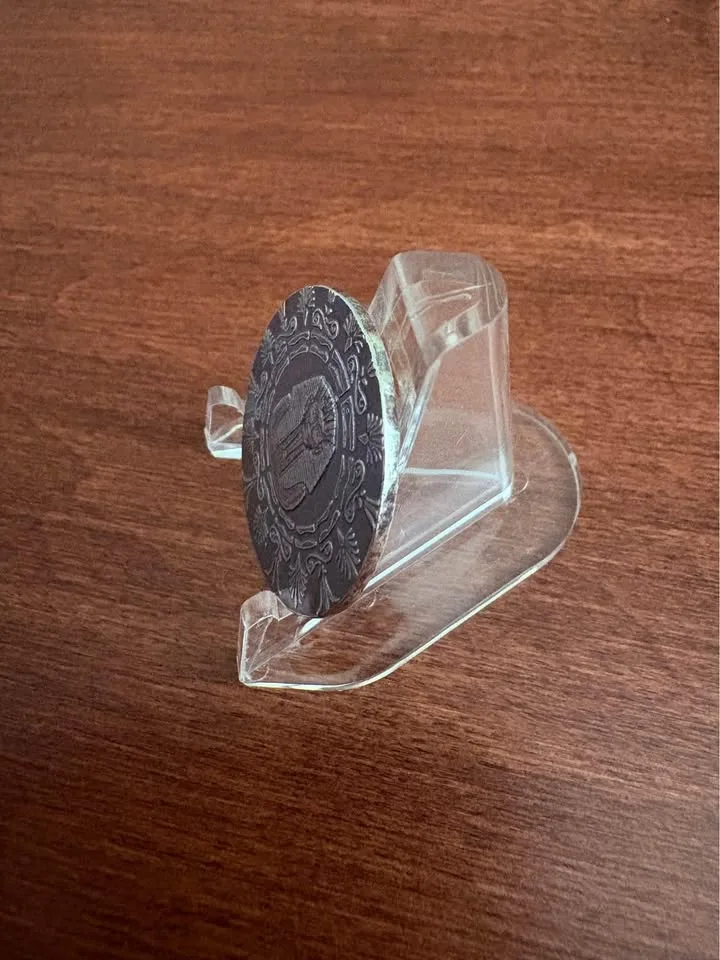 1/4 oz fine silver bullion King Tut round image indicator(2)