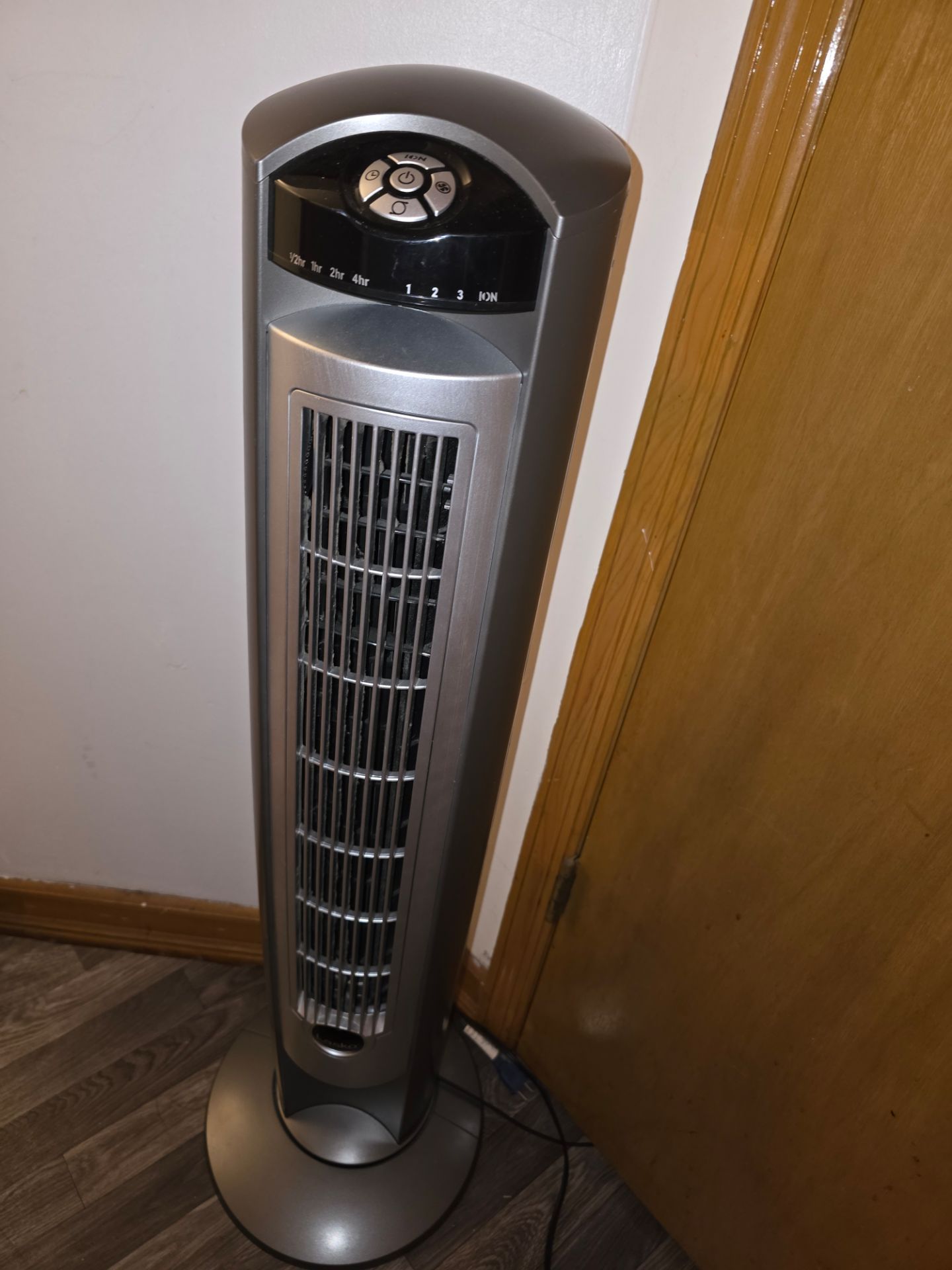 Lasko Wind Curve 42" Tower Fan
