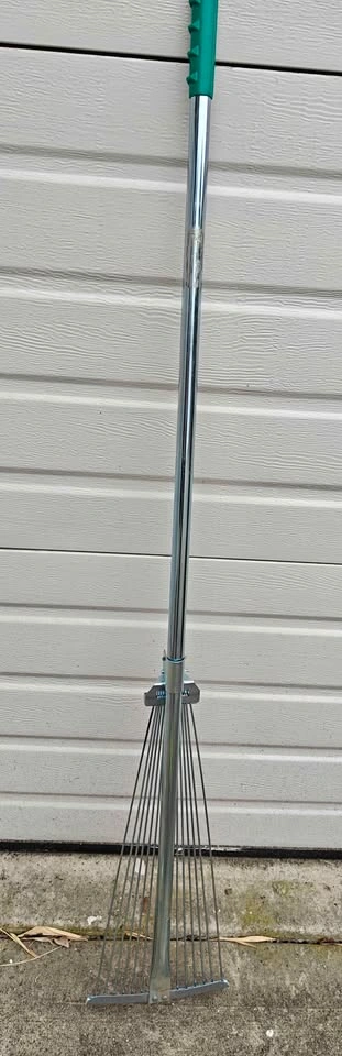 Telescoping Steel Garden & Leaf Rake - photo 2