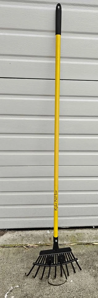 Rake N’ Hoe 2-in-1 Garden Weeding Tool & Shrub Rake