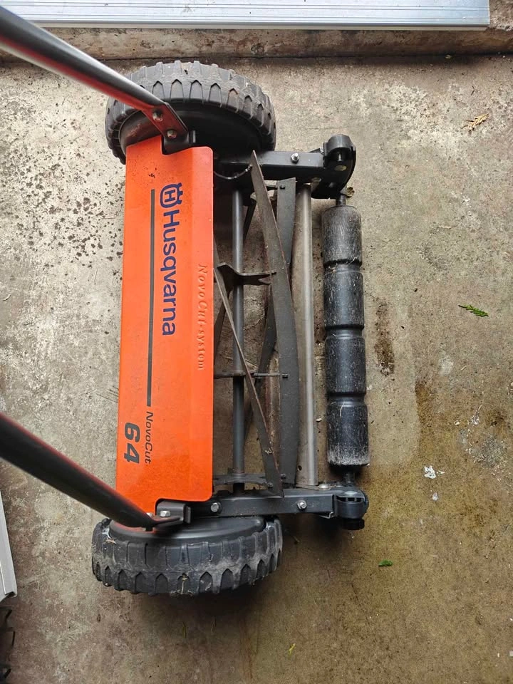 Husqvarna 64 NovoCut Push Reel Lawn Mower (16") - photo 2
