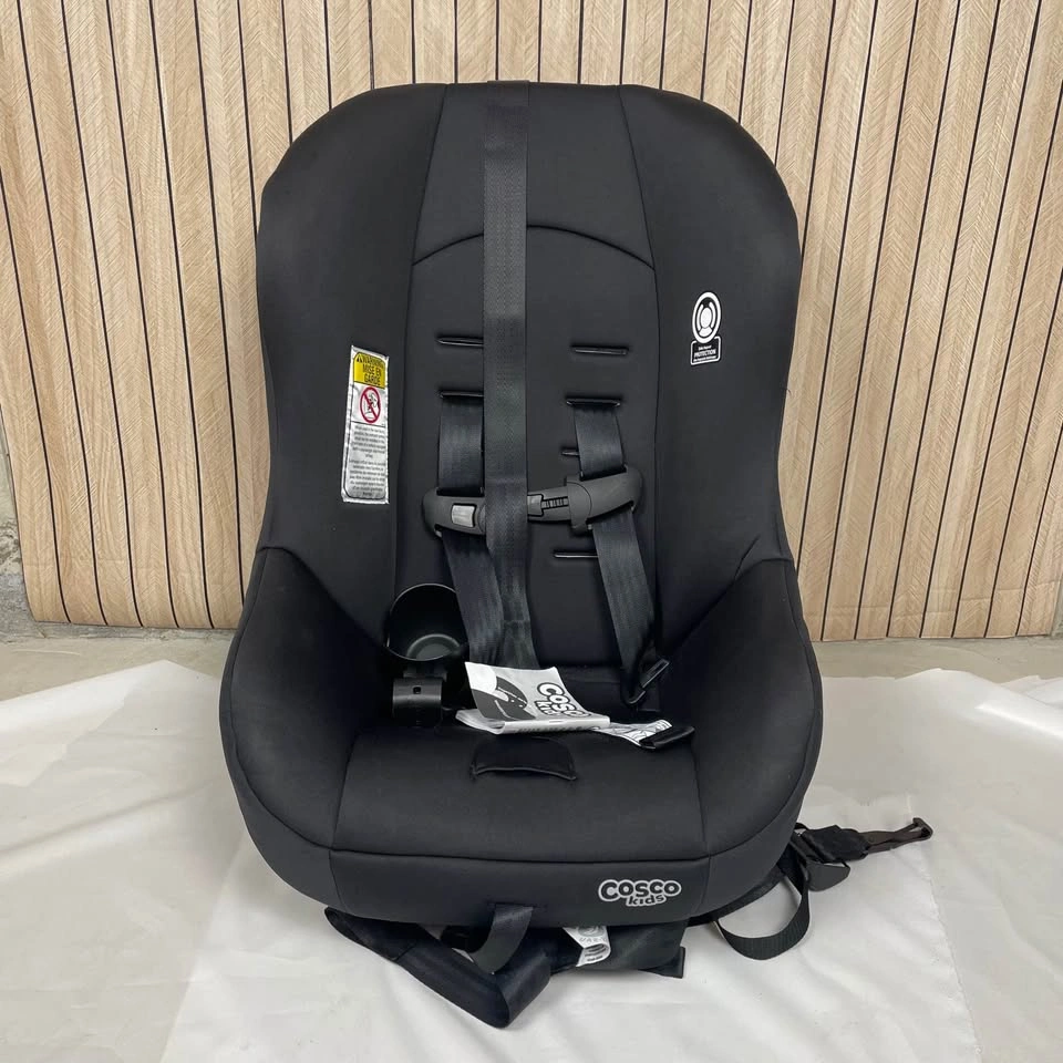 Cosco Kids Scenera Next Convertible Car Seat – Used, Like New - photo 4
