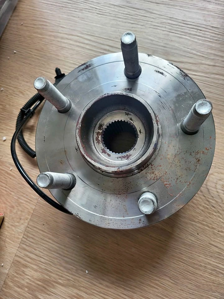 Dodge Front Wheel Bearing and Hub Assembly