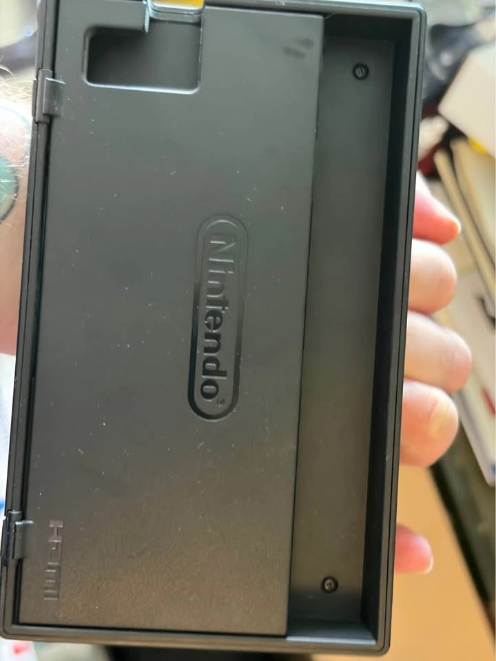 Nintendo switch - photo 2
