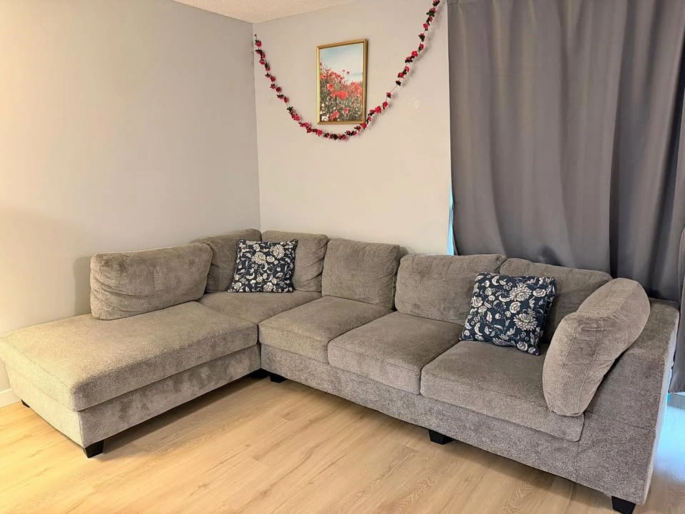 Grey Sectional Sofa — Like New — iFurniture Calgary