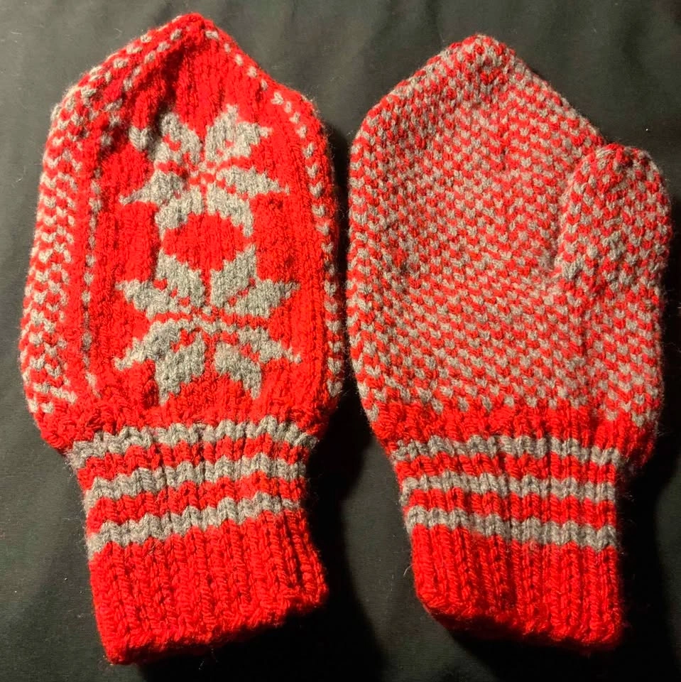 Hand Knitted Nordic Wool Mittens - photo 2