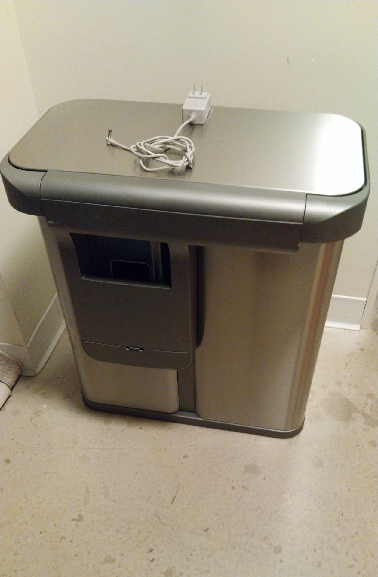 Simplehuman Touchless Motion Sensor Trash Can – Stainless Steel - photo 2
