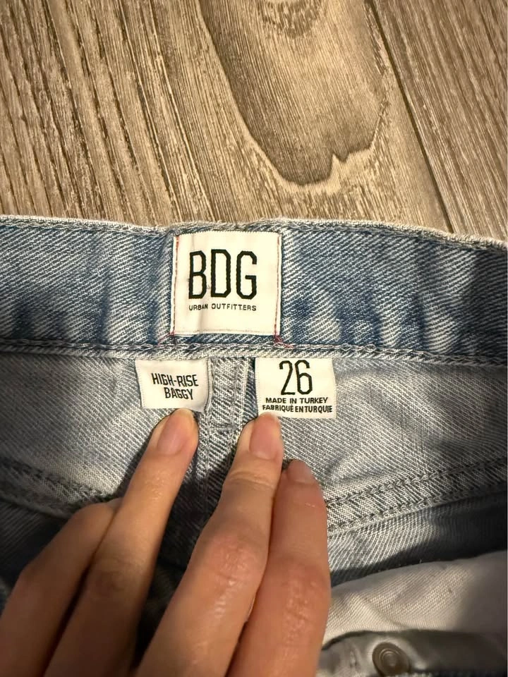 BDG Urban Outfitters High-Rise Baggy Jeans Size 26 - photo 4