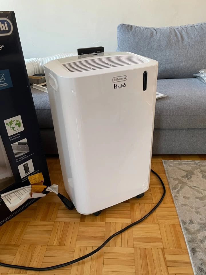 DeLonghi Pinguino PAC EM360 Portable (400 Sq Ft) Air Conditioner - photo 3