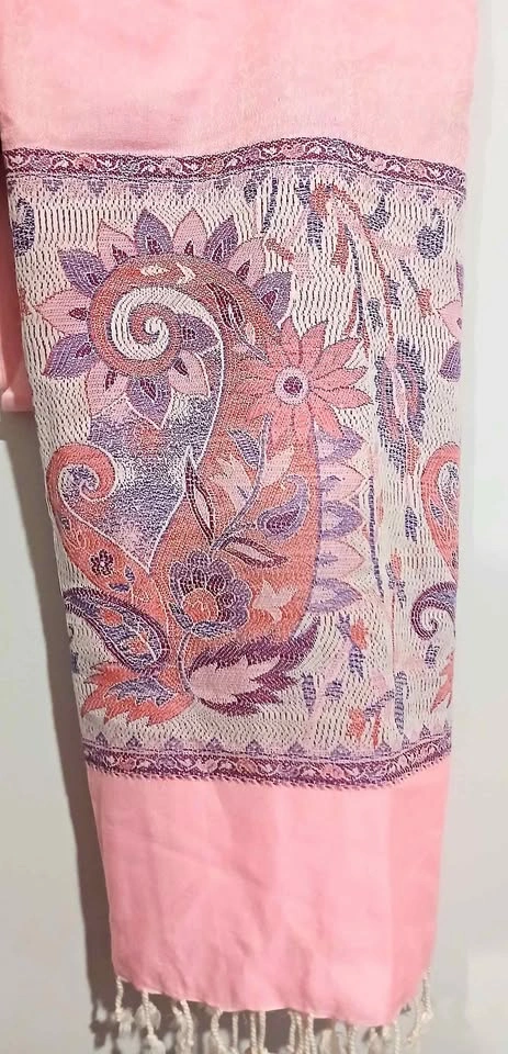 Women’s Pink Shawl – Jacquard Woven Scarf Wrap
