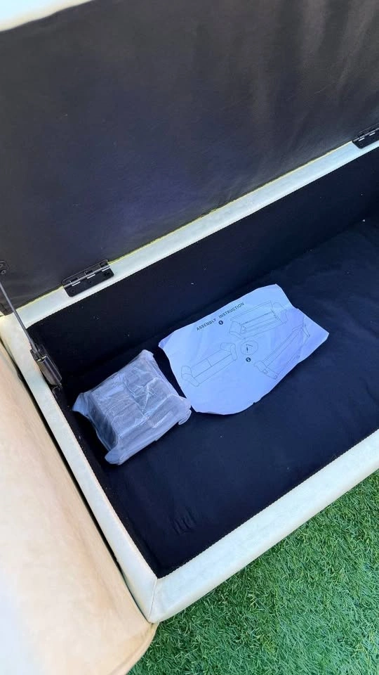 ✨ NEW | Cream Faux Leather Storage Bench ✨ - photo 5