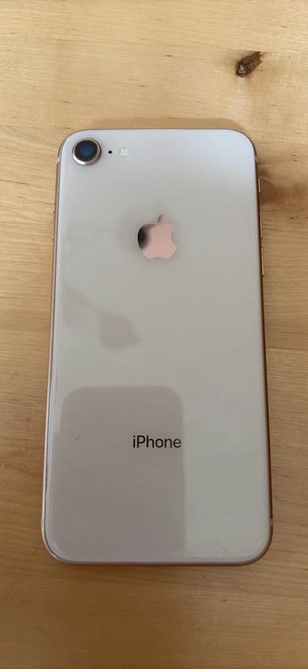 Apple iPhone 8 128GB - photo 3