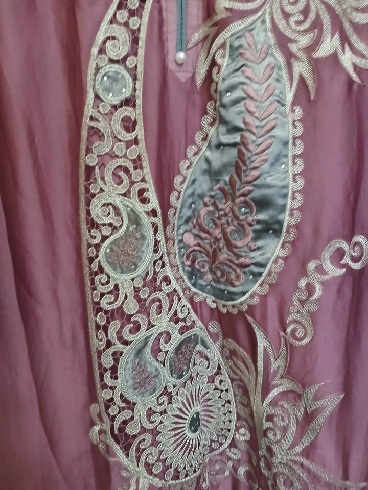 Elegant light purple Embroidered Kameez - photo 3