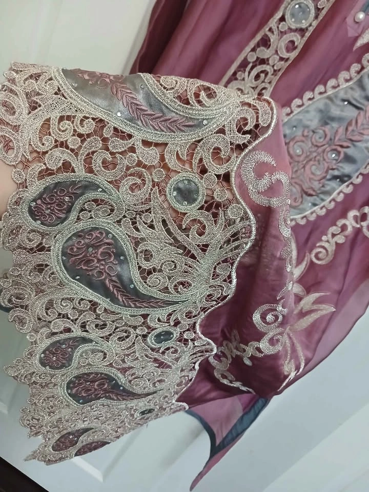 Elegant light purple Embroidered Kameez - photo 5