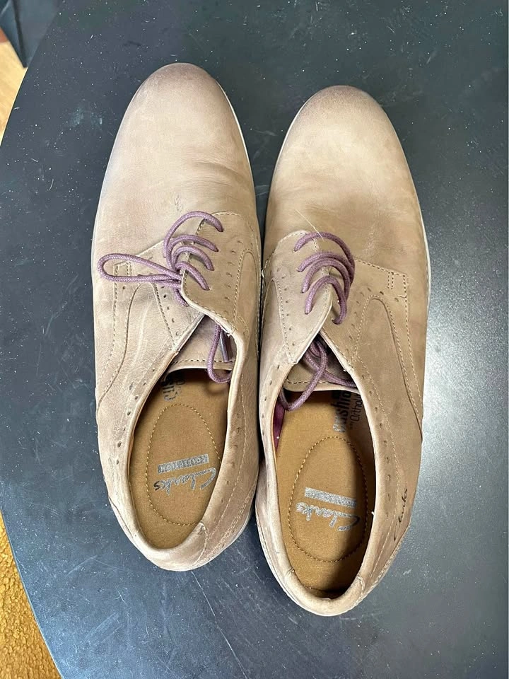 Clarks Garren Plain Leather Shoes