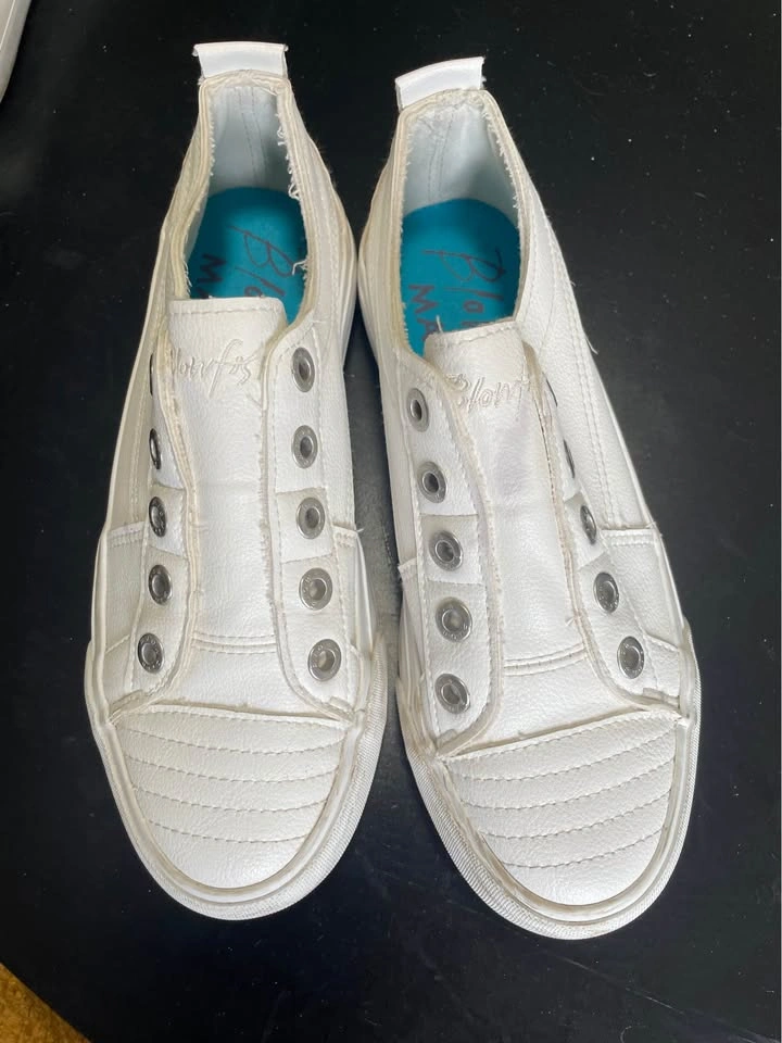 Blowfish Malibu Marley Slip-On Sneakers - 2 Pairs (7.5) - photo 2