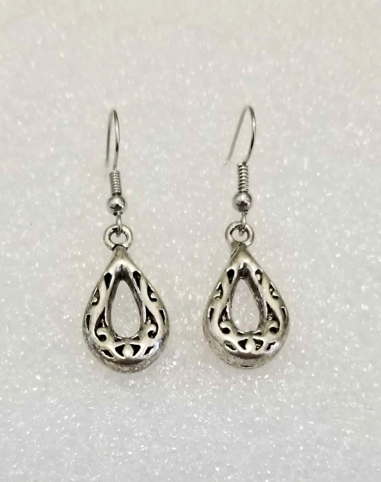 Loop Design Charm Earrings